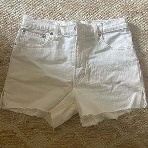 Abercombie and fitch size 28/6 white high waisted jeans shorts never worn